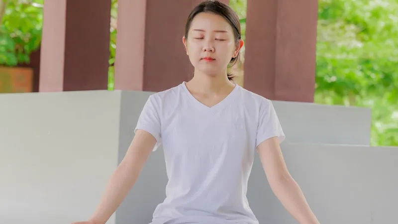 10 meditatie-oefeningen die je thuis kunt doen
